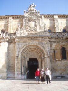 El Reino de León (910-1230): el Imperio Leonés y las Primeras Cortes de Europa