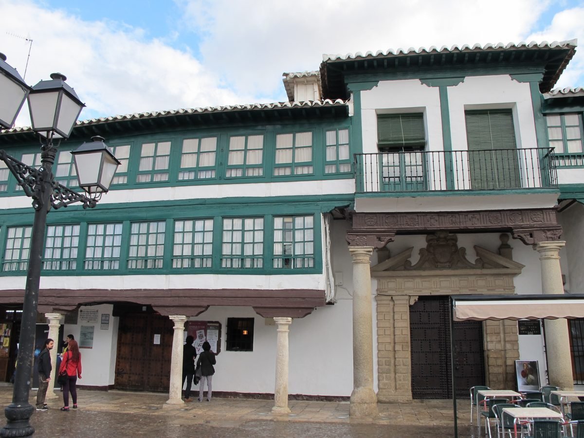 Corrales de Comedias en el Siglo de Oro Español