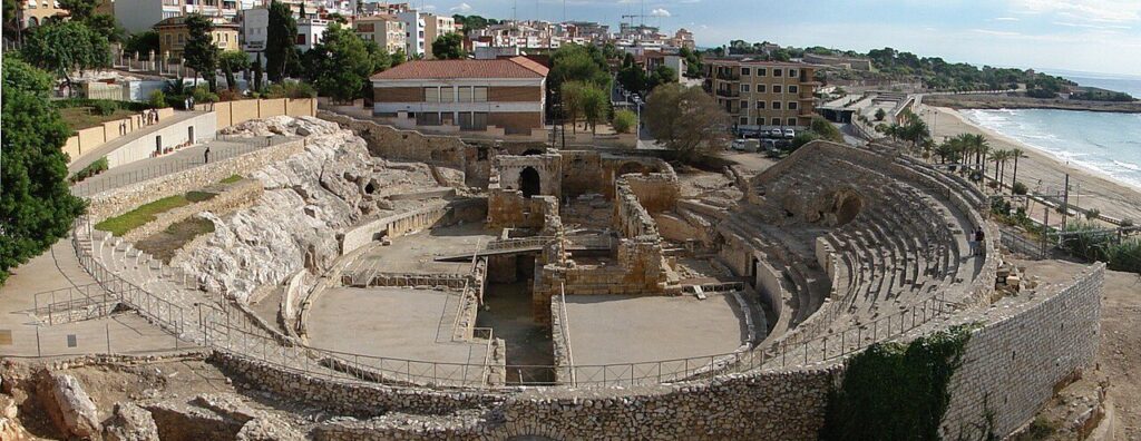 Anfiteatro romano de Tarraco junto al mar, Tarragona