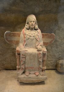 La Dama de Baza: la Gran Señora Íbera que Guardaba Cenizas de Mujer